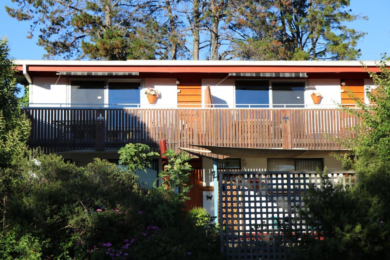 Alpenhorn Holiday Units Mount Beauty Buitenkant foto